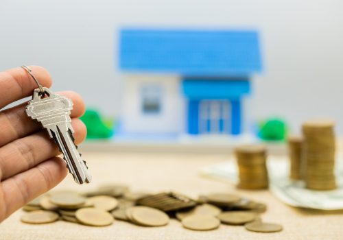 keys-and-money-piles-and-houses (1)